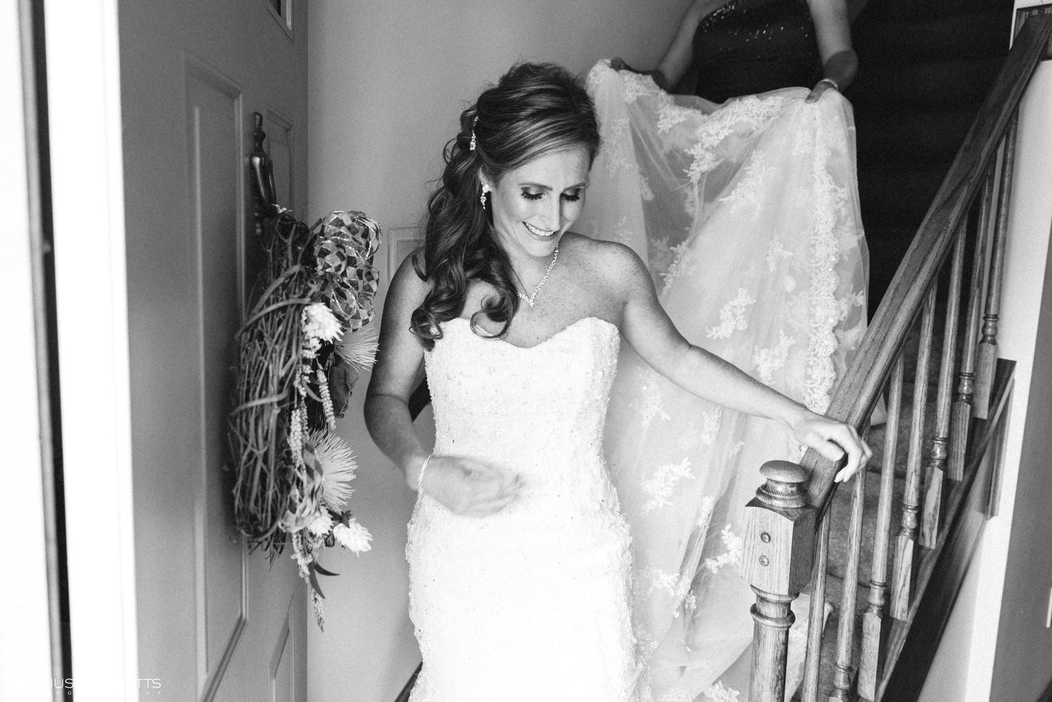 shaker-ridge-country-club-wedding-photos-with-amanda-and-jeff_0016