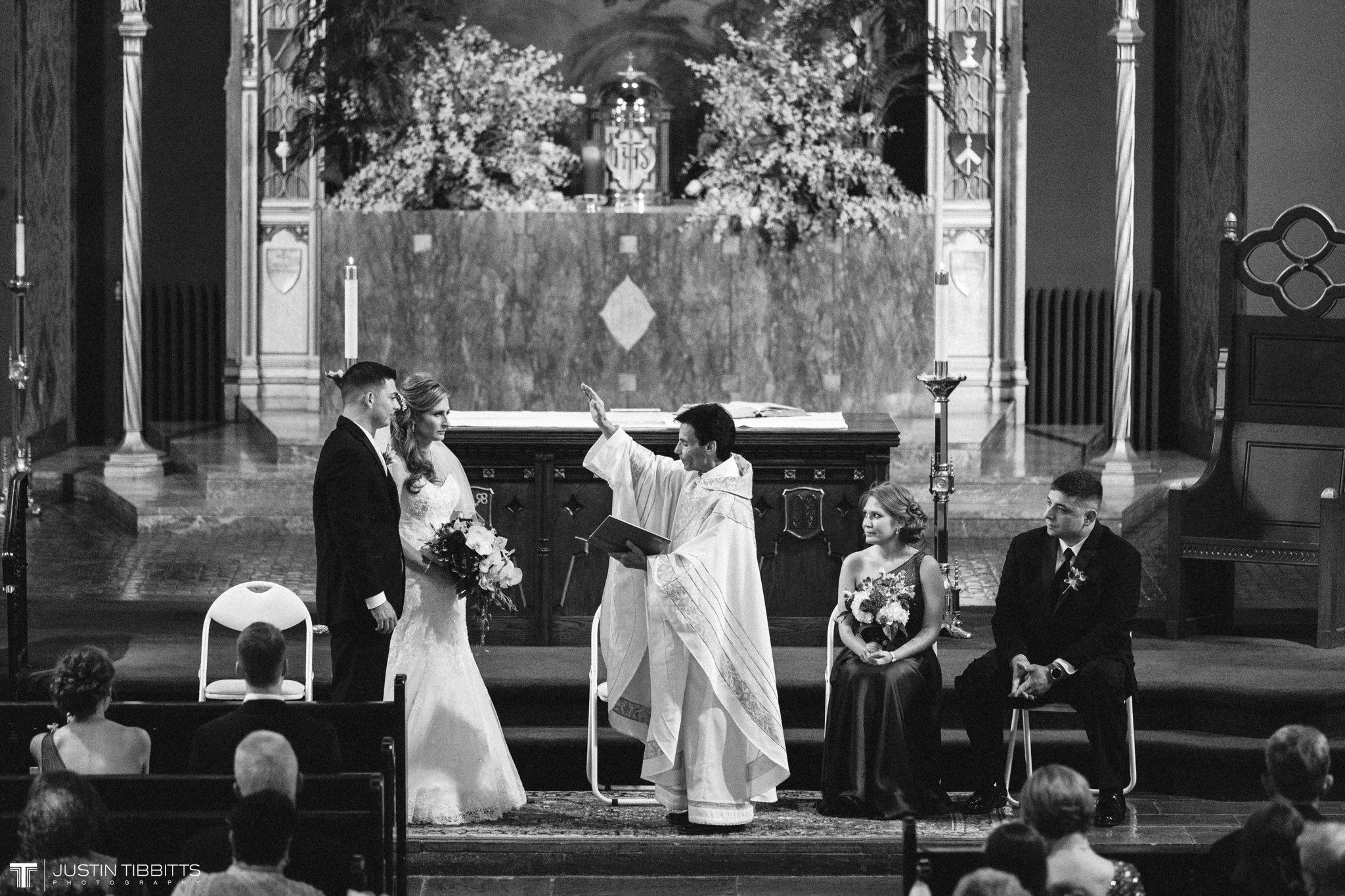 shaker-ridge-country-club-wedding-photos-with-amanda-and-jeff_0038