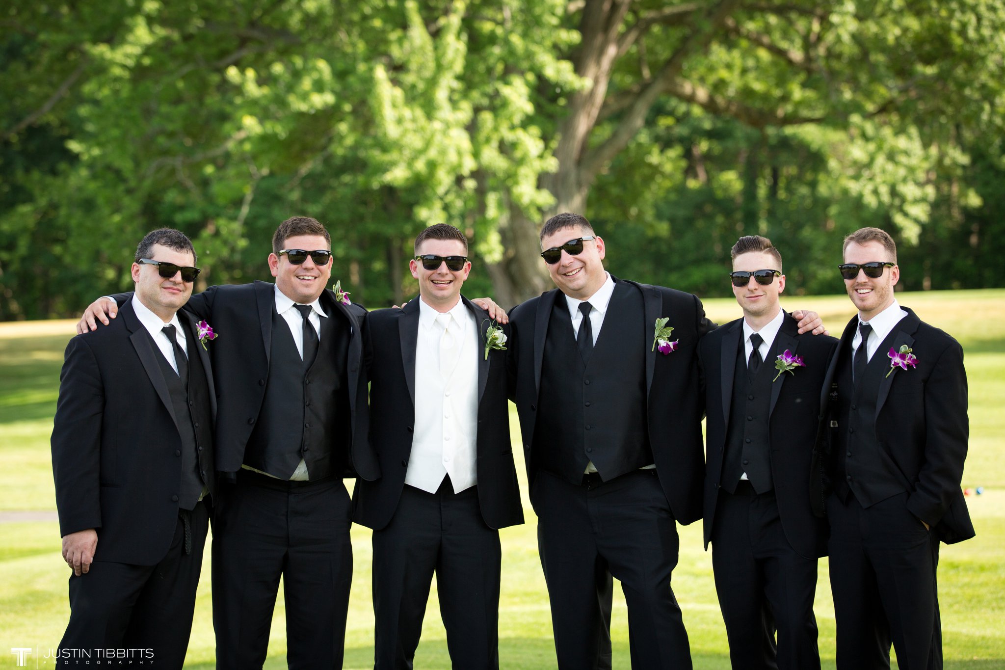 shaker-ridge-country-club-wedding-photos-with-amanda-and-jeff_0042