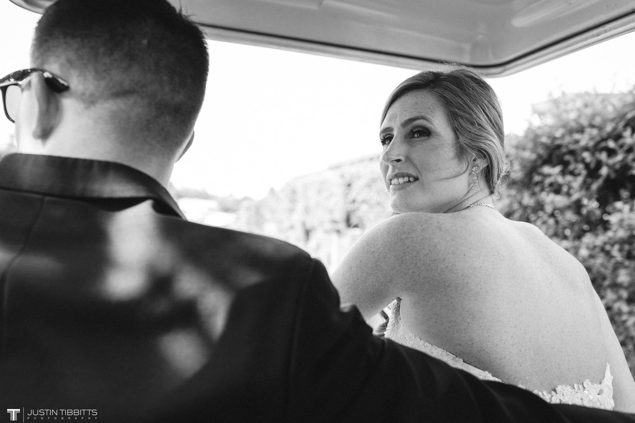 shaker-ridge-country-club-wedding-photos-with-amanda-and-jeff_0051
