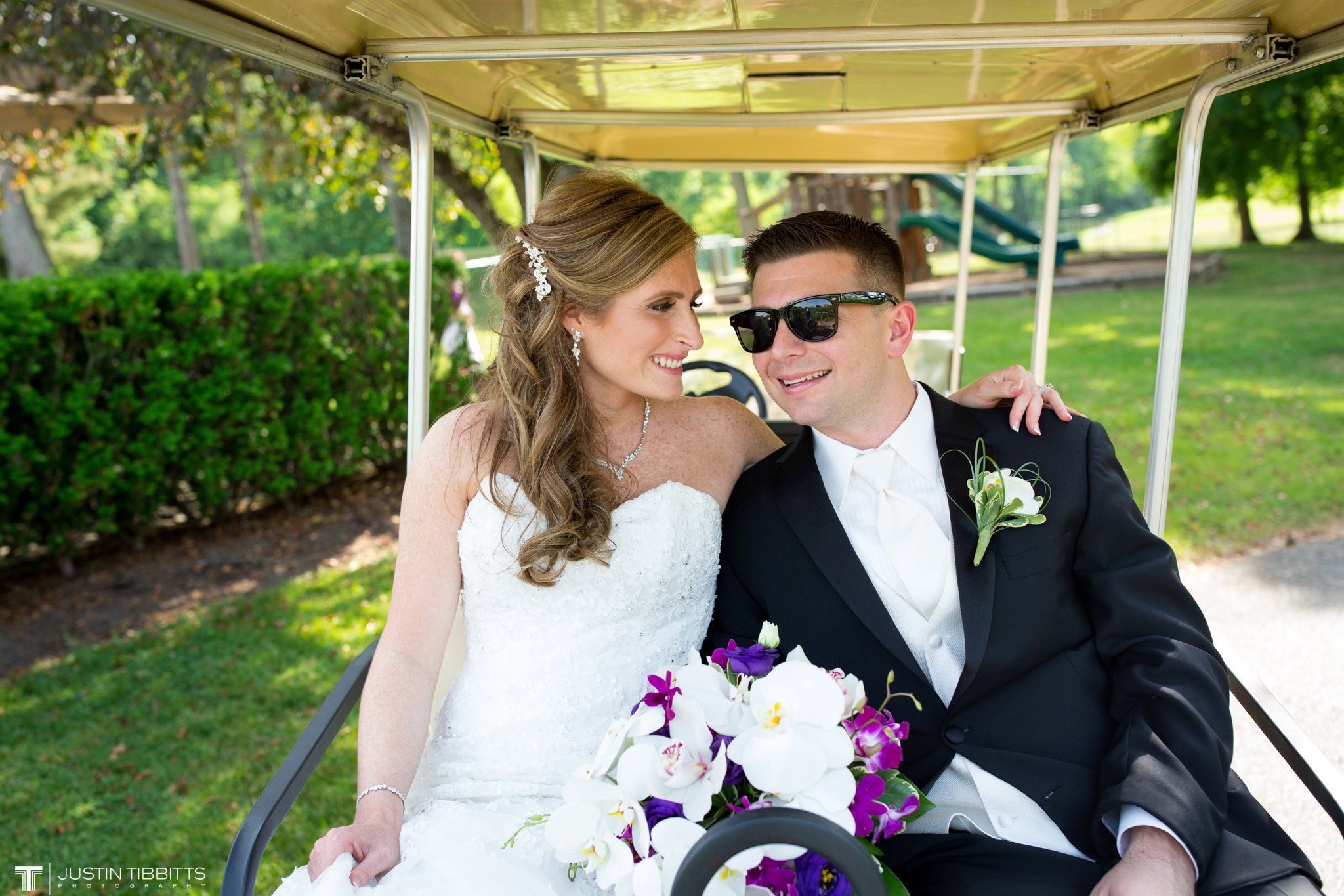 shaker-ridge-country-club-wedding-photos-with-amanda-and-jeff_0052