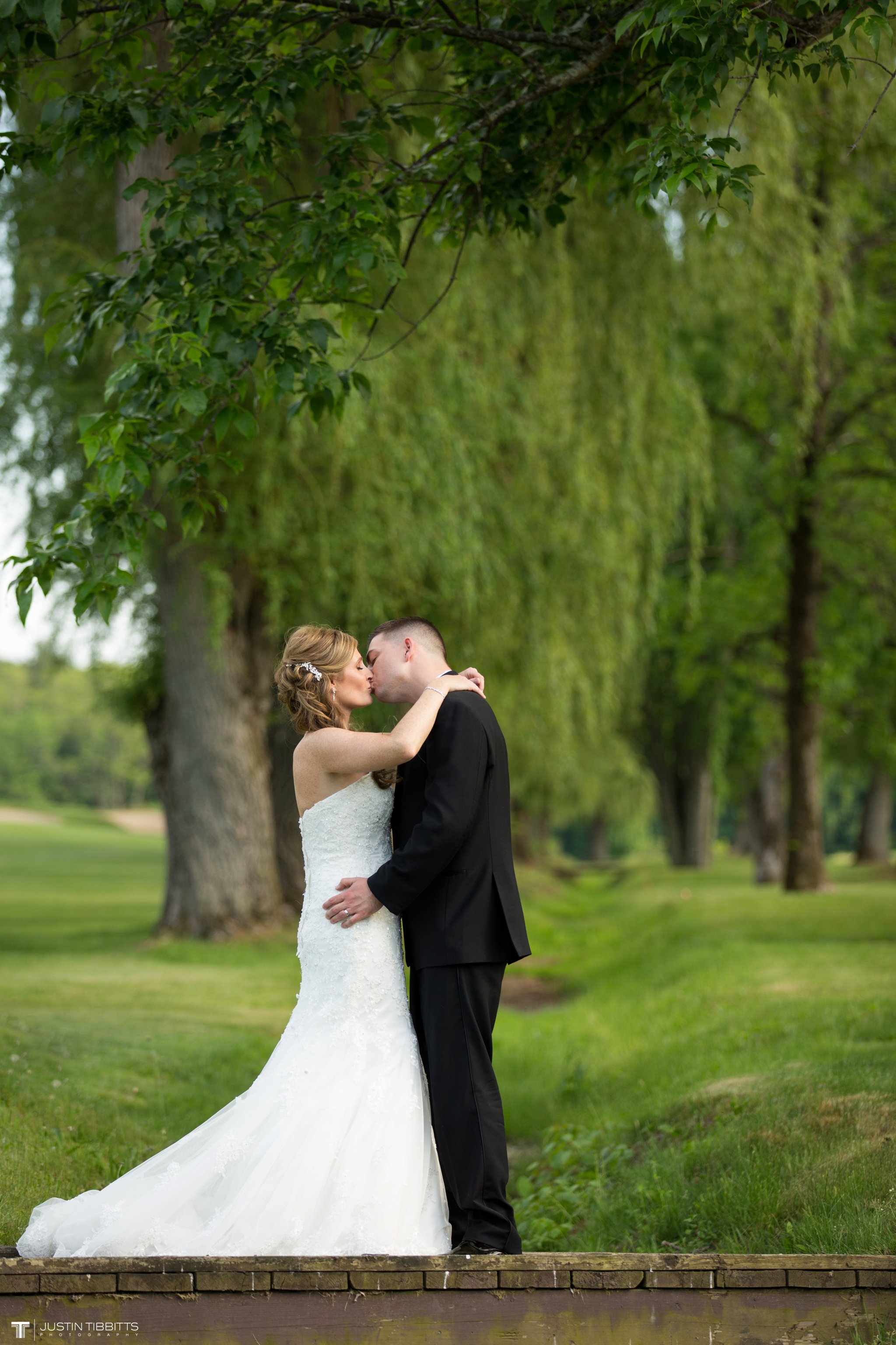shaker-ridge-country-club-wedding-photos-with-amanda-and-jeff_0060