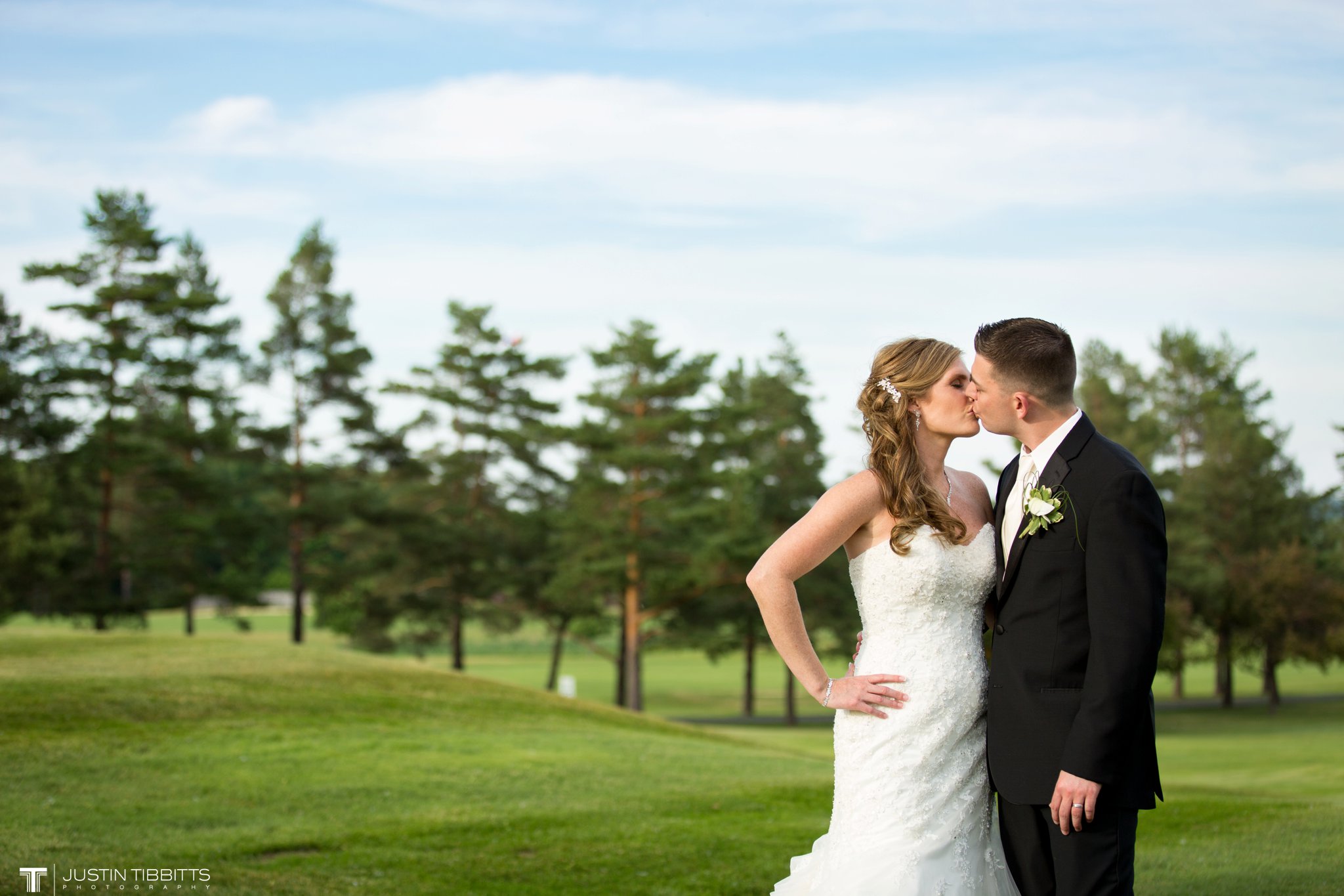shaker-ridge-country-club-wedding-photos-with-amanda-and-jeff_0067